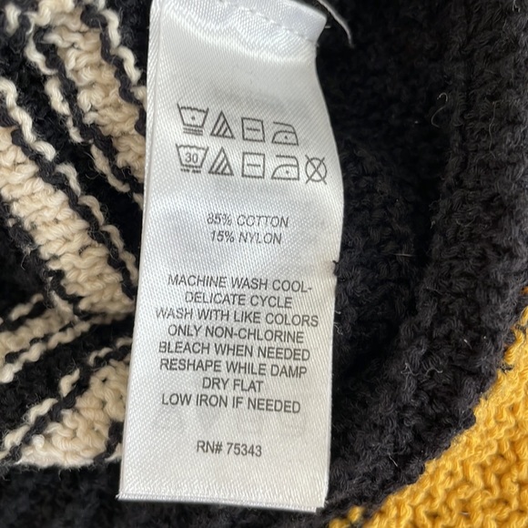 Arisan NY crew neck knit sweater women’s size large in EUC - Picture 8 of 8